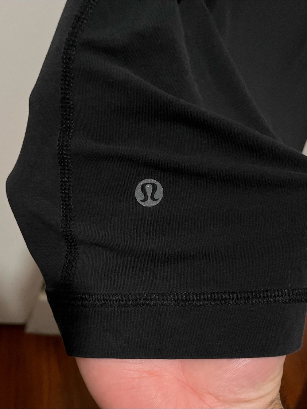 lululemon athletica Men's Black V-Neck Tee - Picture 4 of 5
